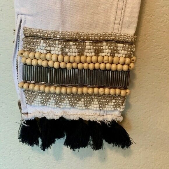 Tesoro Moda Size 2 White Denim Fringe embroidered Cuff Jeans - Picture 6 of 7